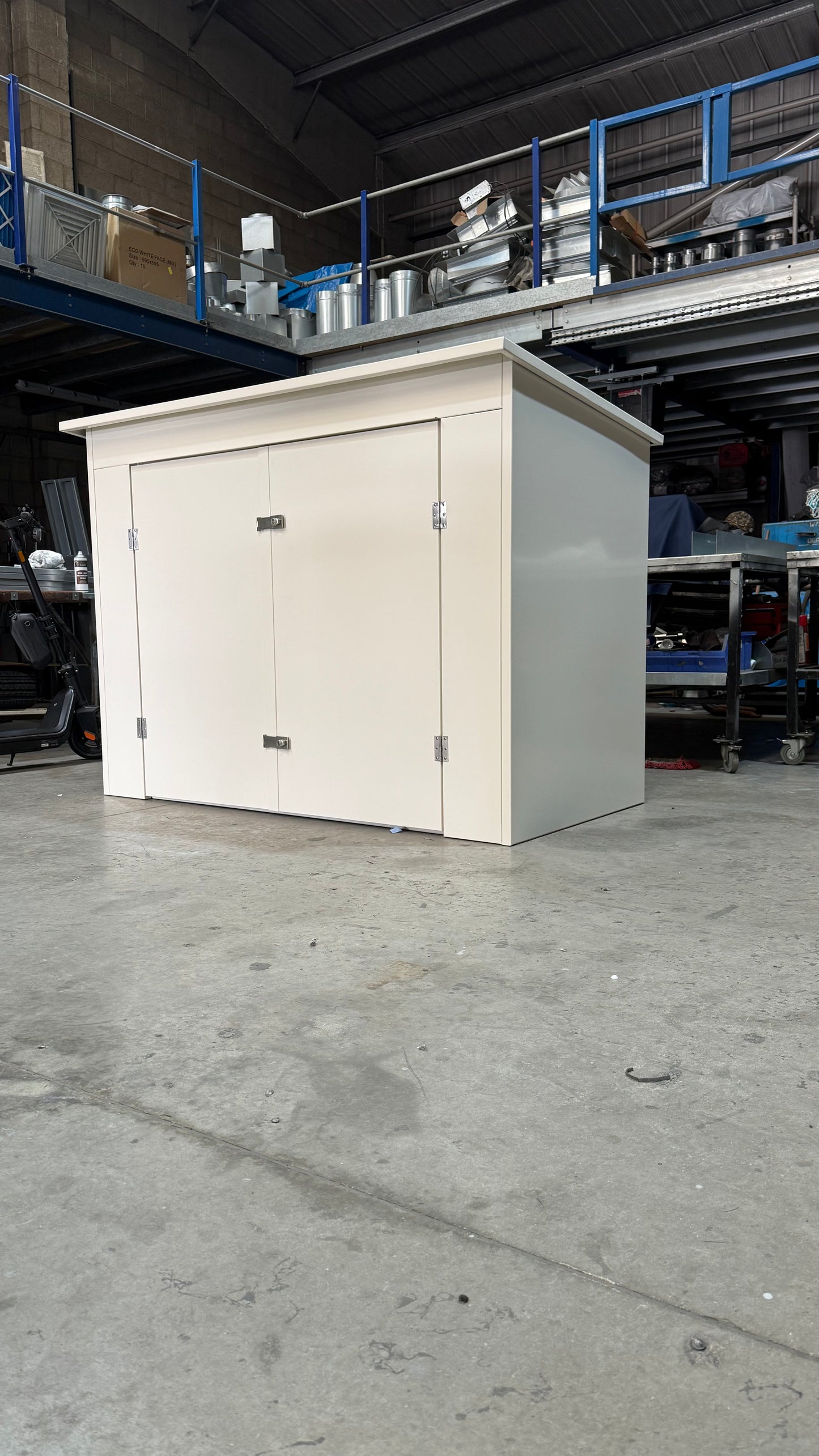 Static Metal Shed